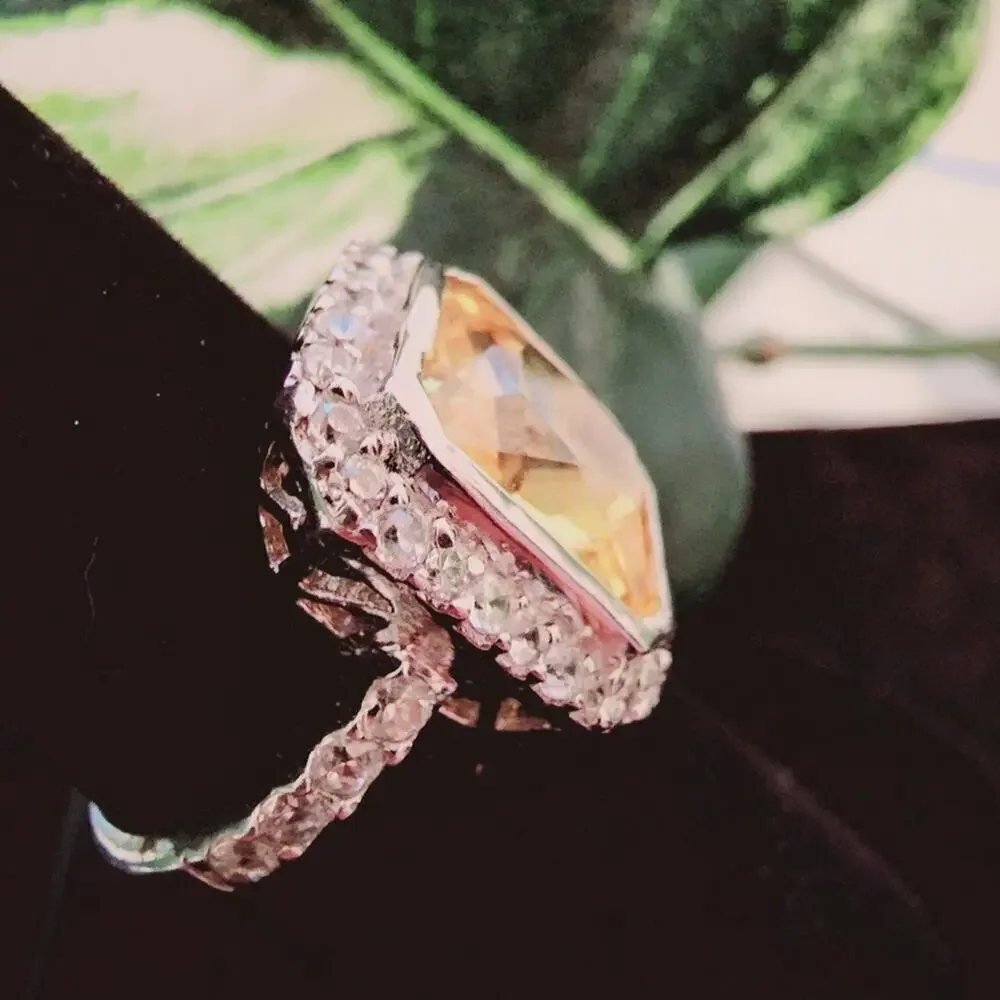 STERLING SILVER CITRINE COLOR RING WITH CZ STONES SIZE 6